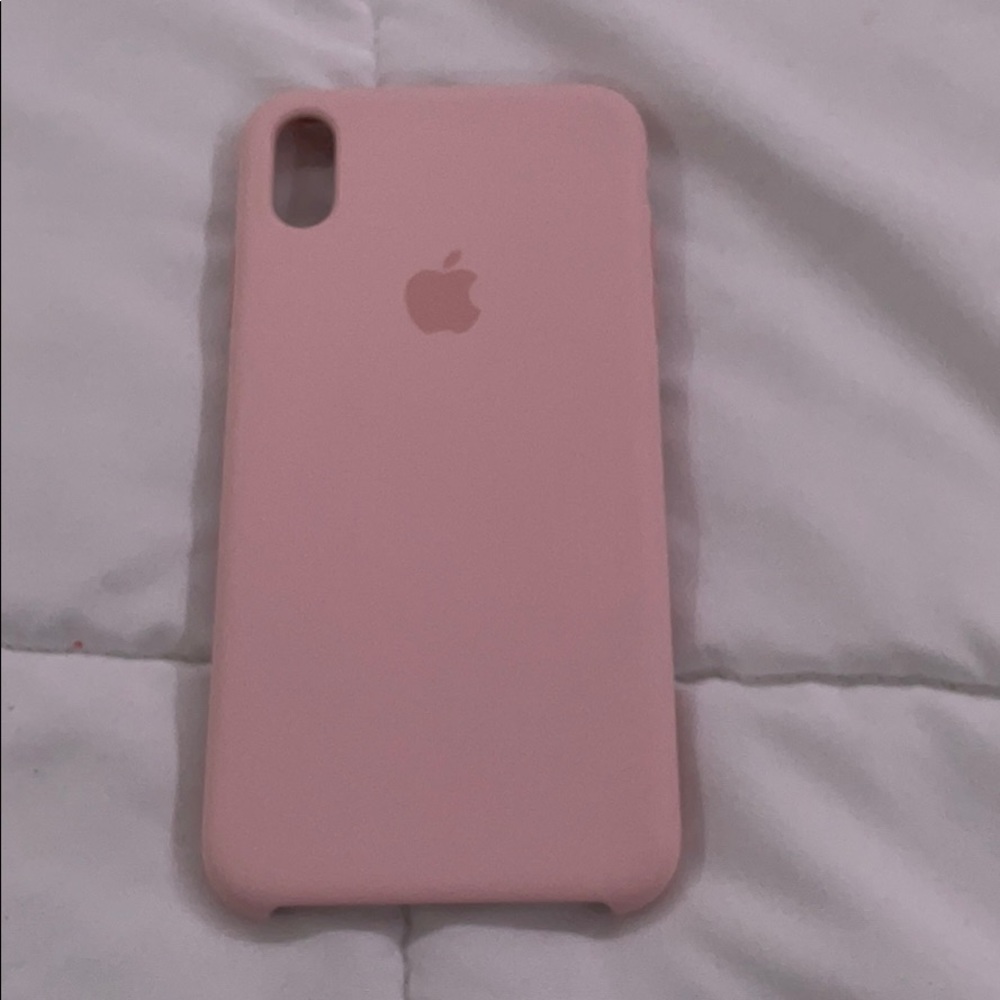 apple phone case, light pink. fits iphone xs max